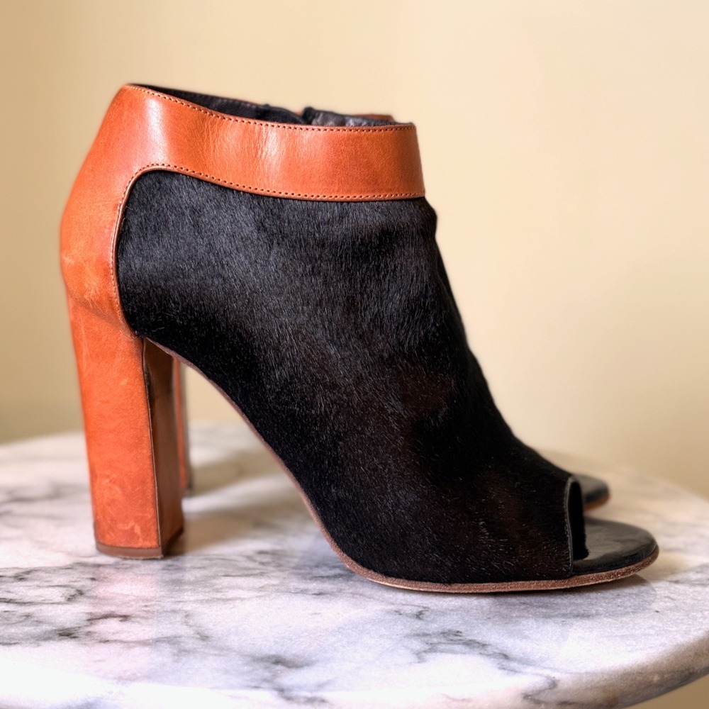 Chloe Black Pony Hair Cognac Leather Peep Toe Block Heel Ankle Boots size 39
